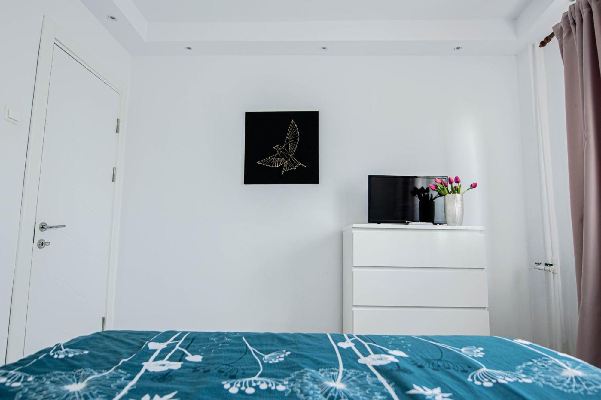 Apartament Near The Park Two Rooms Бухарест Экстерьер фото
