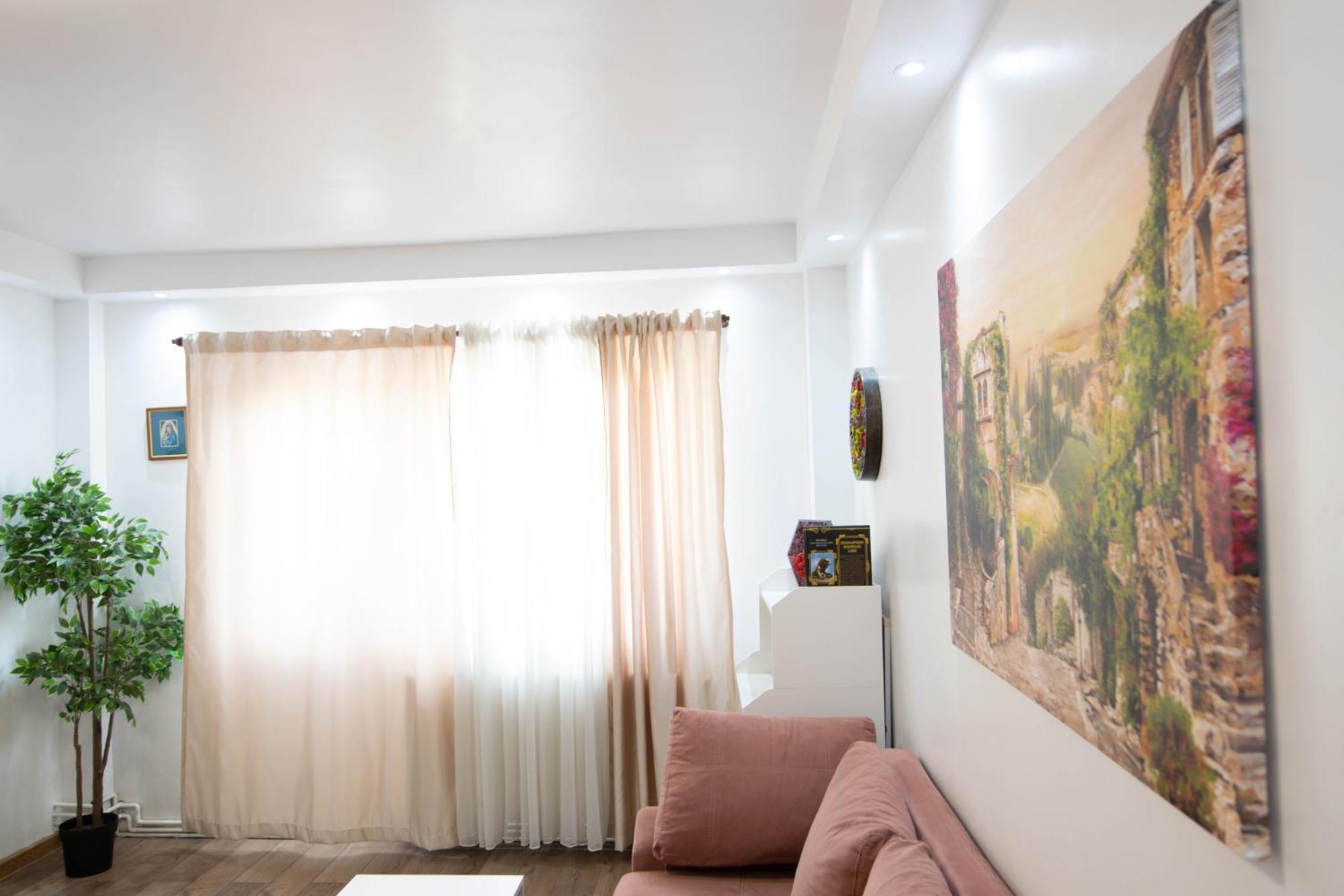 Apartament Near The Park Two Rooms Бухарест Экстерьер фото